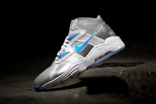 Nike Lunar 180 Trainer Silver Speed