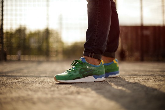 asics_brazil-22w1_lowres