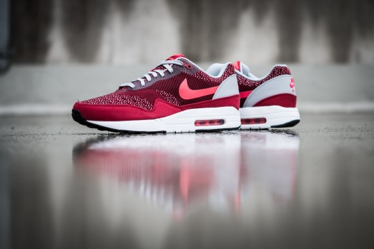 nike-airmax1-jacquard-red-3