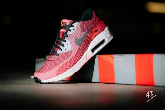 nike-airmax90-jacquard-current-3-1