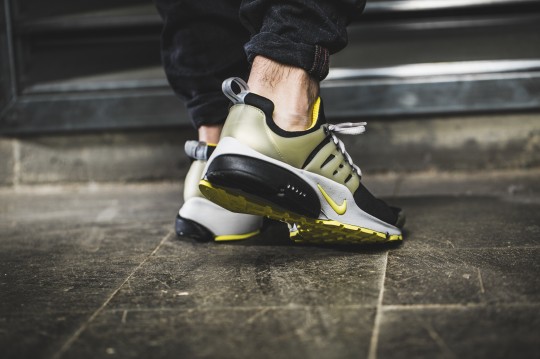 nike-presto-789870-001-3